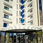 Henry & Hotell